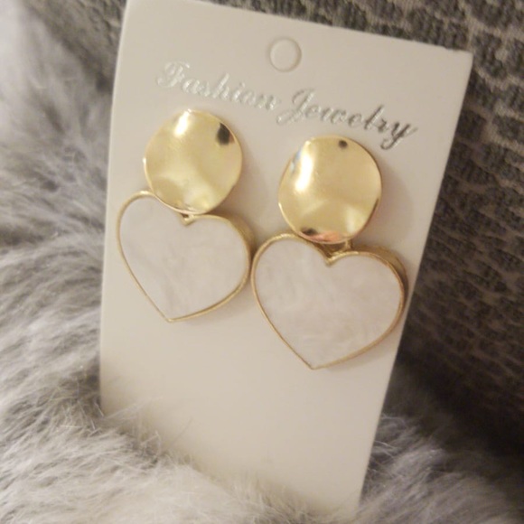 New Korean Heart Statement Drop Earrings 2020 for - Picture 2 of 2